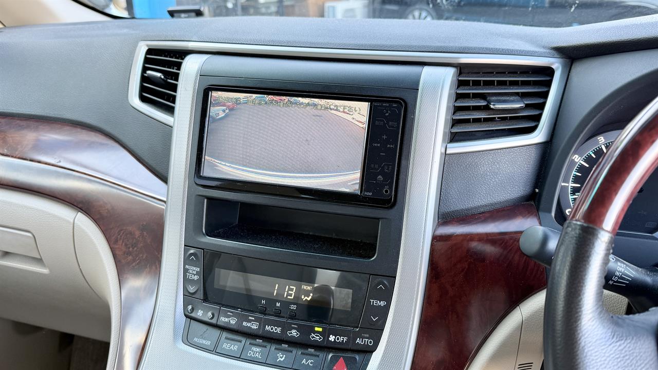 2009 Toyota Vellfire
