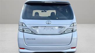 2009 Toyota Vellfire - Thumbnail