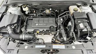2011 Holden Cruze - Thumbnail