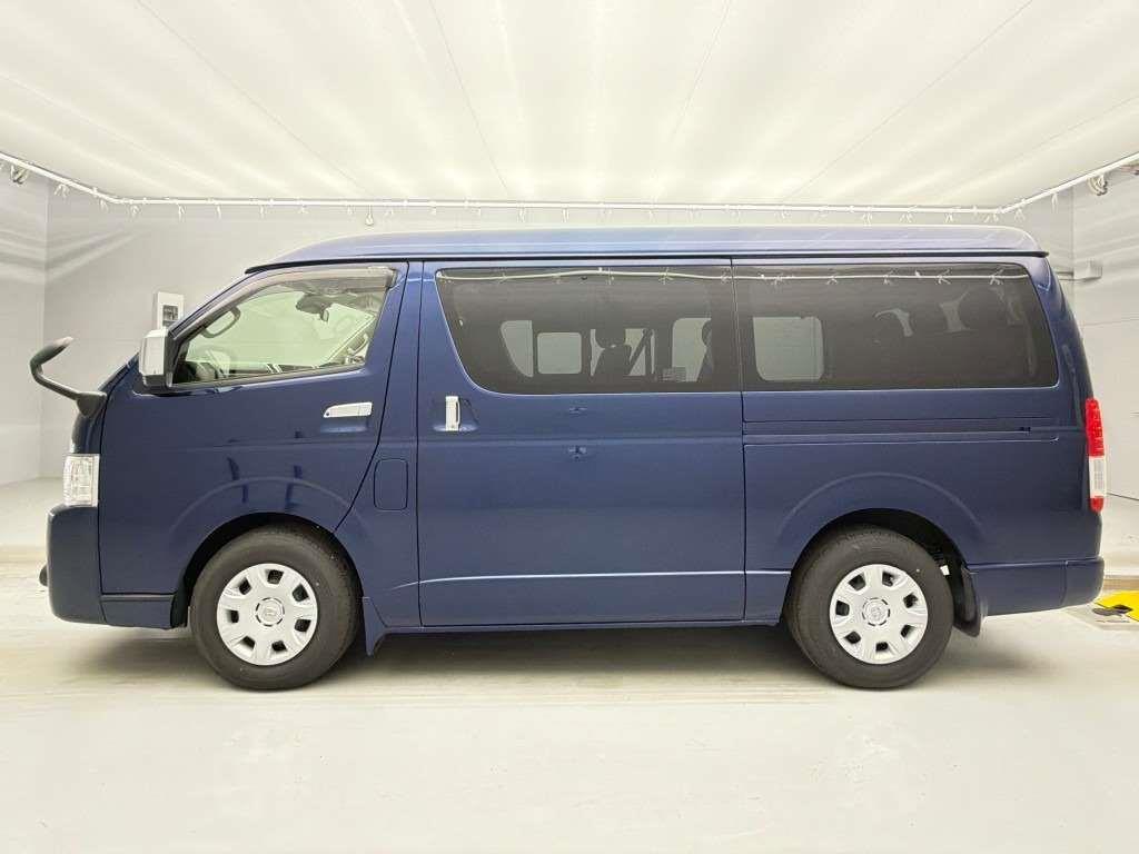 2020 Toyota Hiace