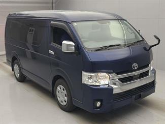 2020 Toyota Hiace - Thumbnail