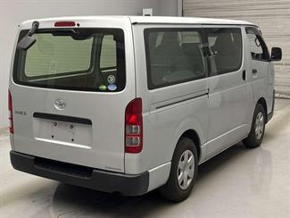 2020 Toyota Hiace - Thumbnail