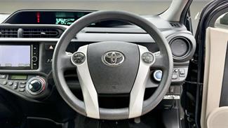 2012 Toyota Aqua - Thumbnail