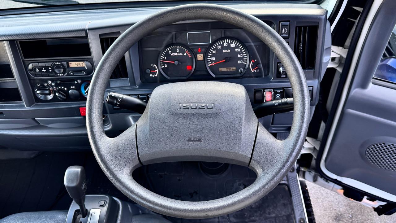 2019 Isuzu ELF