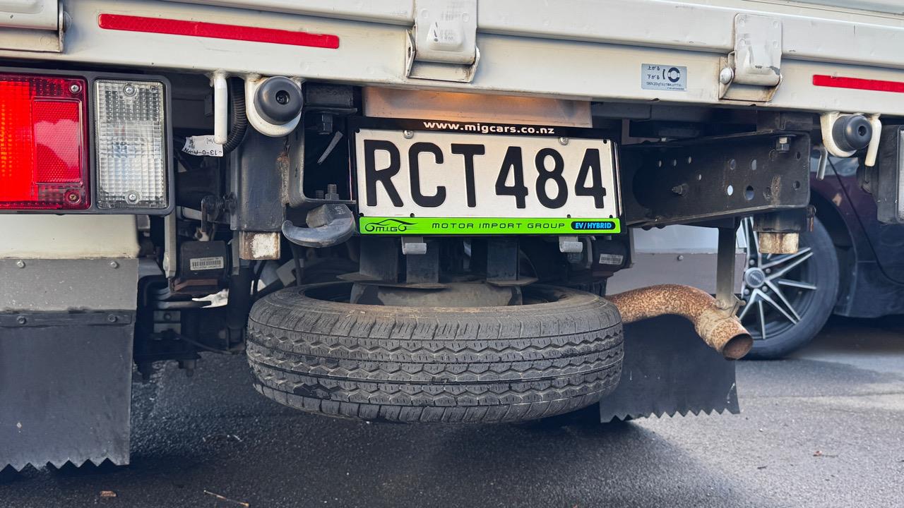 2019 Isuzu ELF