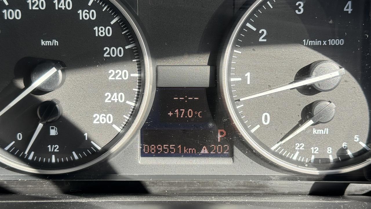 2009 BMW 320i