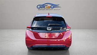 2022 Nissan Leaf - Thumbnail
