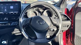 2019 Toyota C-HR - Thumbnail