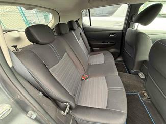 2020 Nissan Leaf - Thumbnail