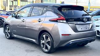 2020 Nissan Leaf - Thumbnail