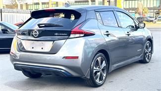 2020 Nissan Leaf - Thumbnail
