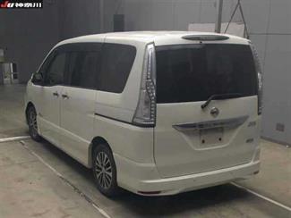 2014 Nissan Serena - Thumbnail