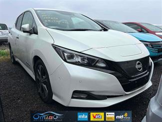 2022 Nissan Leaf - Thumbnail