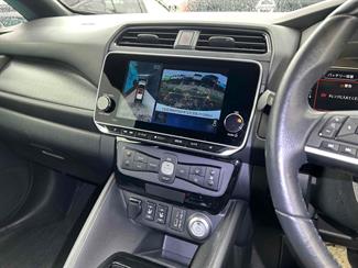 2022 Nissan Leaf - Thumbnail