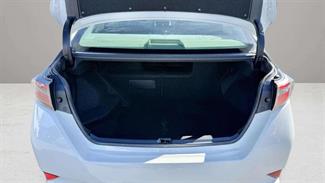 2014 Toyota Sai - Thumbnail