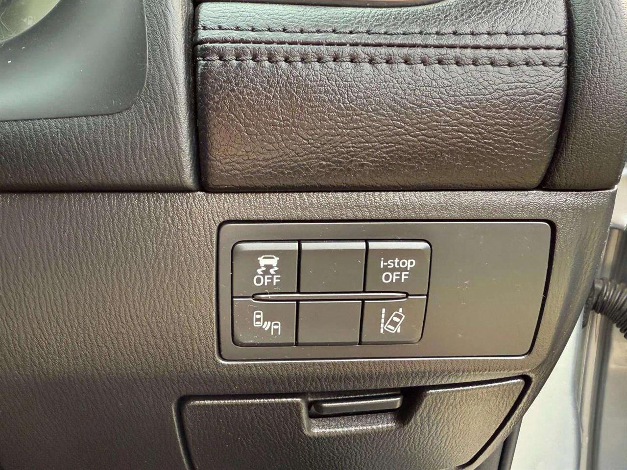 2016 Mazda Atenza
