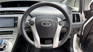 2012 Toyota Prius - Thumbnail