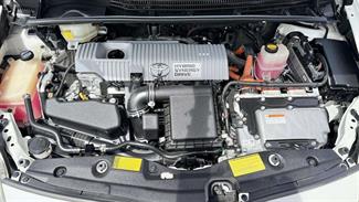 2012 Toyota Prius - Thumbnail