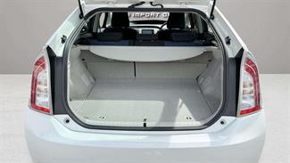 2012 Toyota Prius - Thumbnail