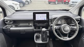 2023 Toyota Sienta - Thumbnail