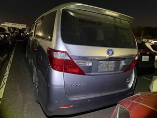 2013 Toyota Alphard - Thumbnail