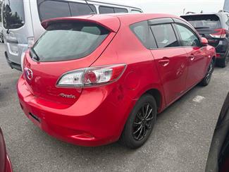 2013 Mazda Axela - Thumbnail
