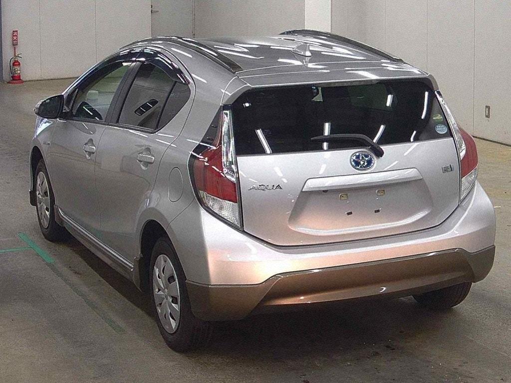 2016 Toyota Aqua