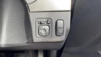 2013 Mitsubishi Pajero - Thumbnail