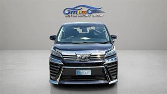 2018 Toyota Vellfire - Thumbnail