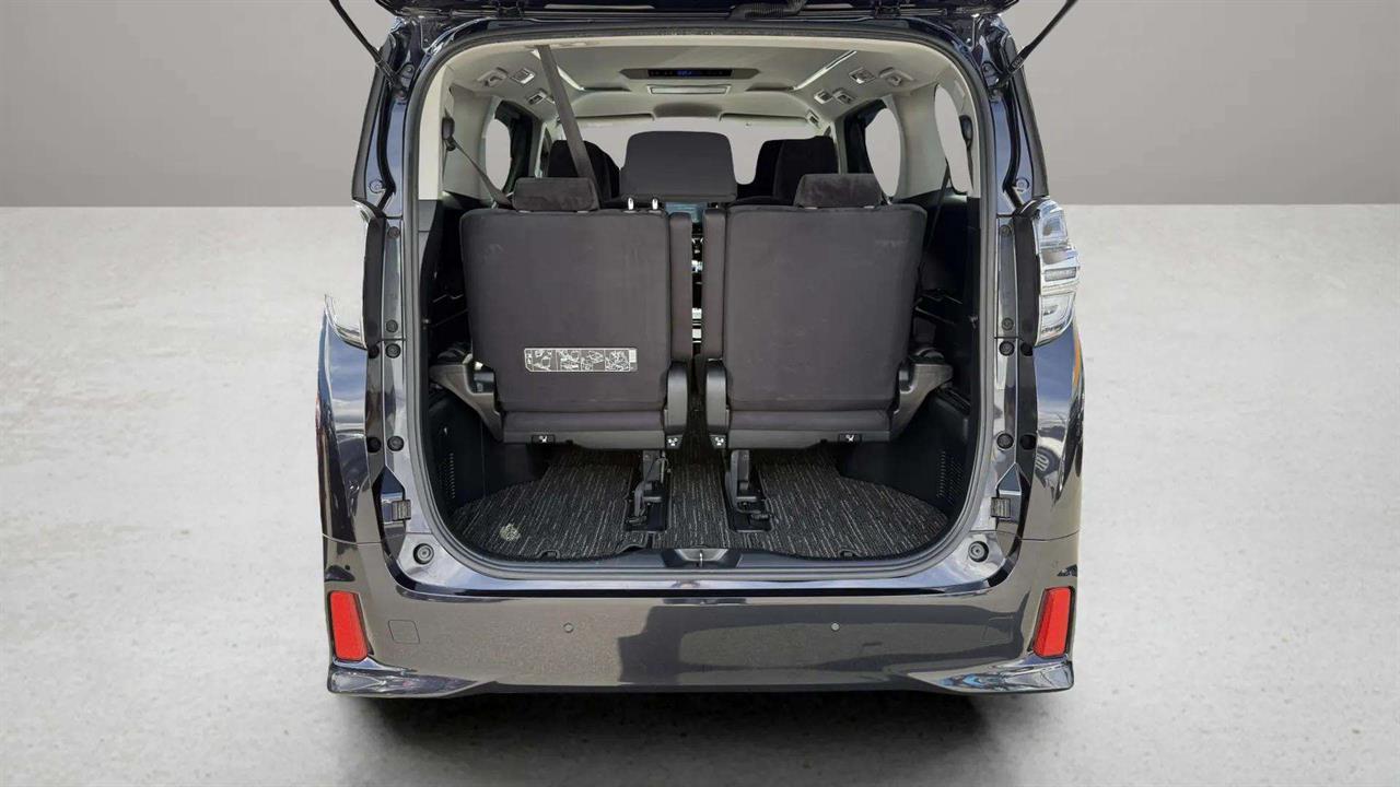 2018 Toyota Vellfire