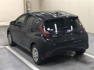 2022 Toyota Aqua - Thumbnail