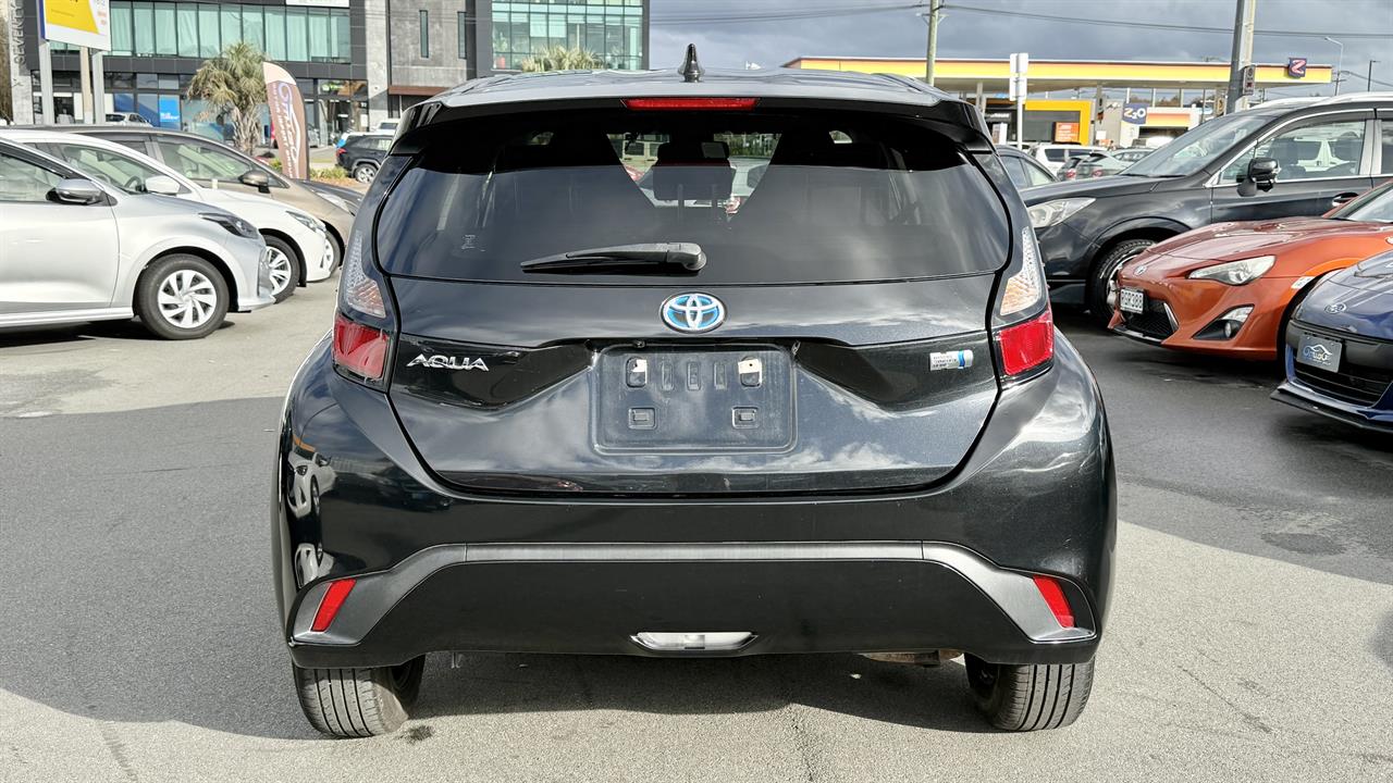 2022 Toyota Aqua