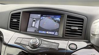 2017 Nissan Elgrand - Thumbnail