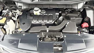 2017 Nissan Elgrand - Thumbnail