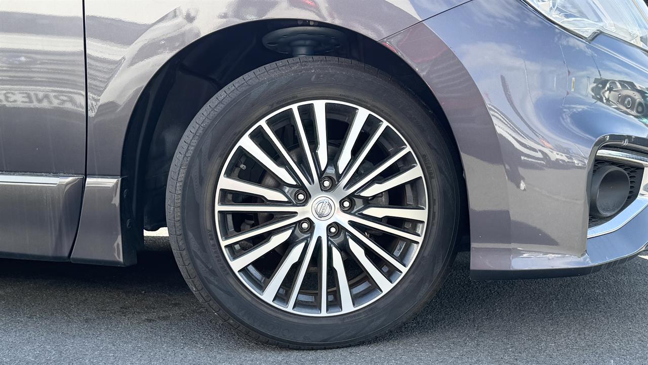 2017 Nissan Elgrand