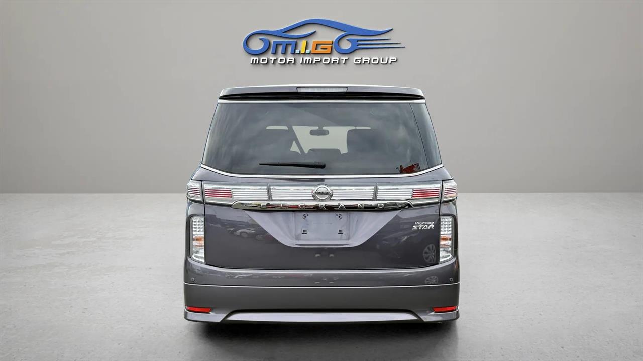 2017 Nissan Elgrand
