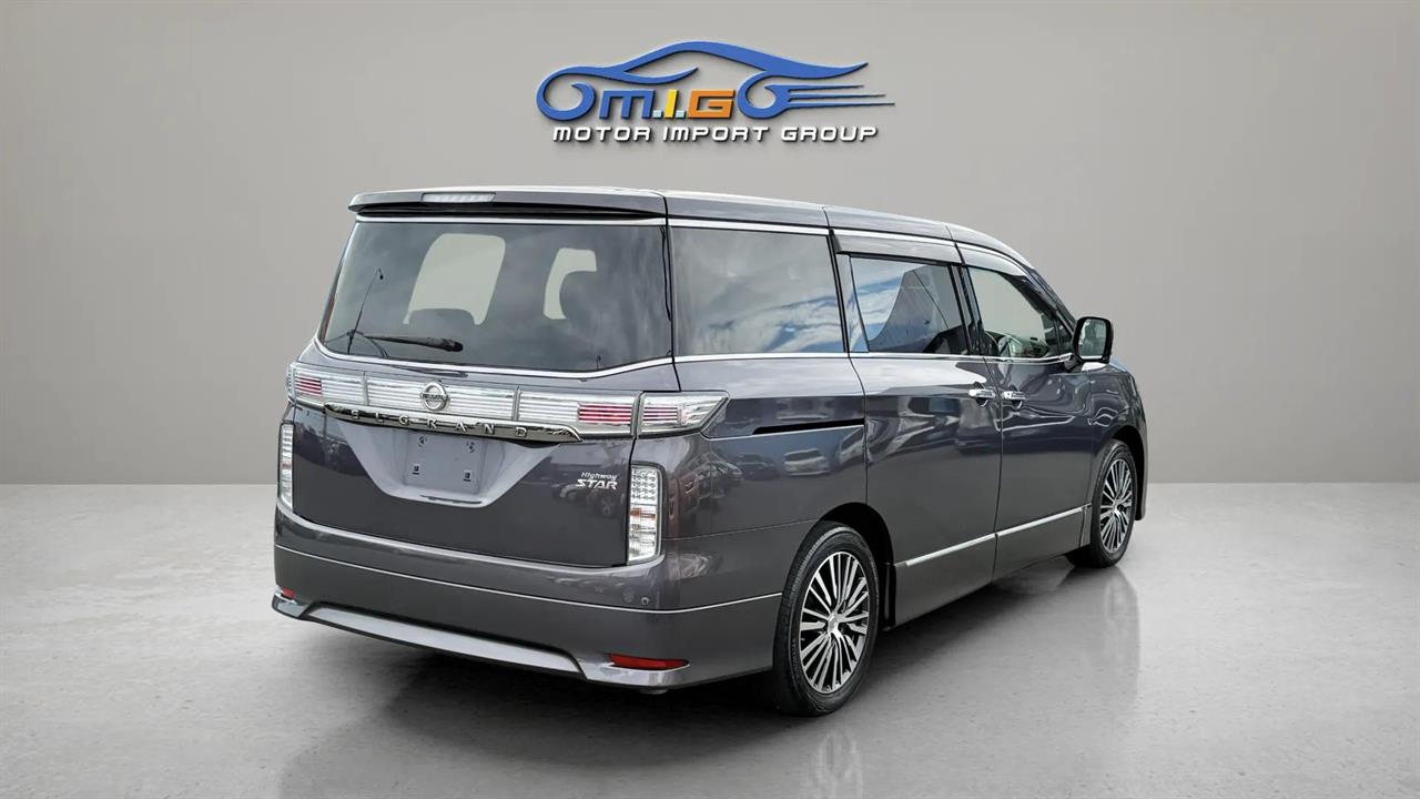 2017 Nissan Elgrand
