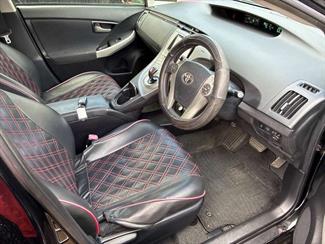 2013 Toyota Prius - Thumbnail