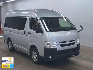 2022 Toyota Hiace - Thumbnail