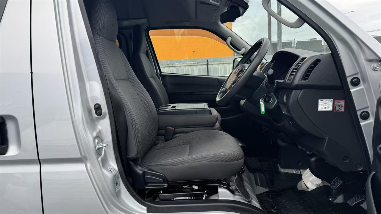 2022 Toyota Hiace