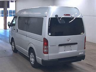 2022 Toyota Hiace - Thumbnail