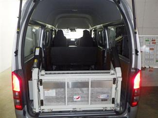 2022 Toyota Hiace - Thumbnail