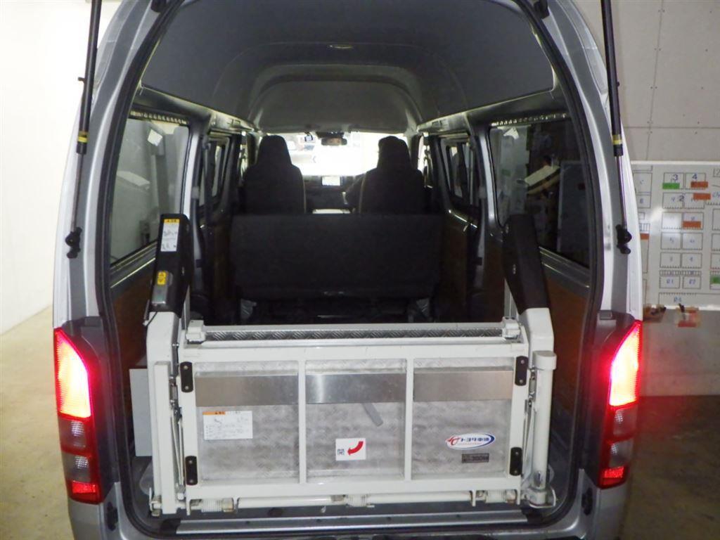 2022 Toyota Hiace
