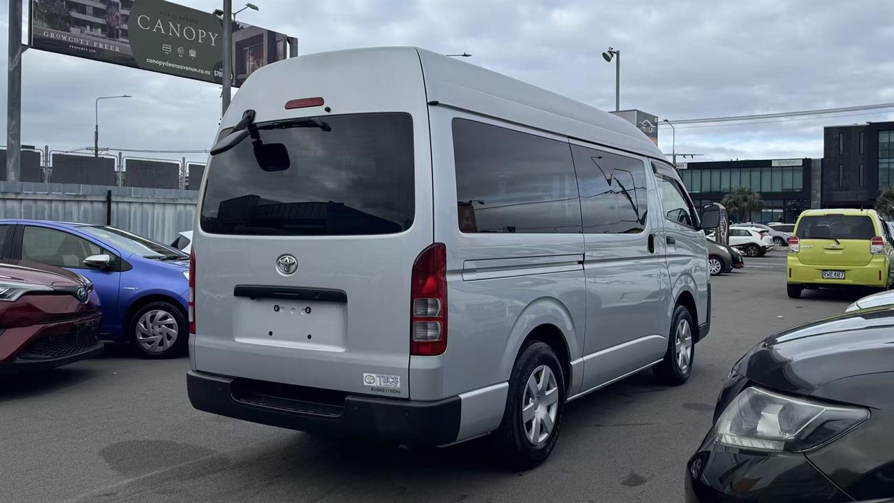 2022 Toyota Hiace