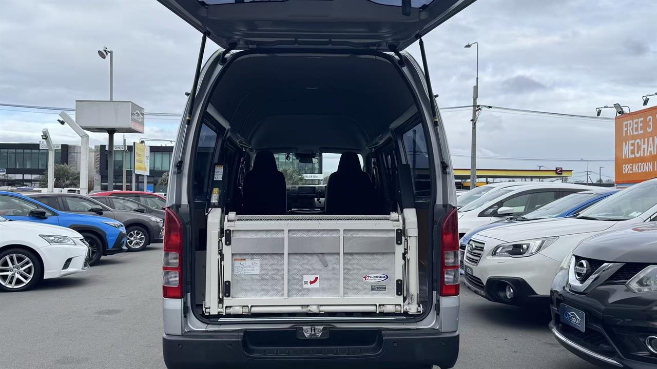 2022 Toyota Hiace