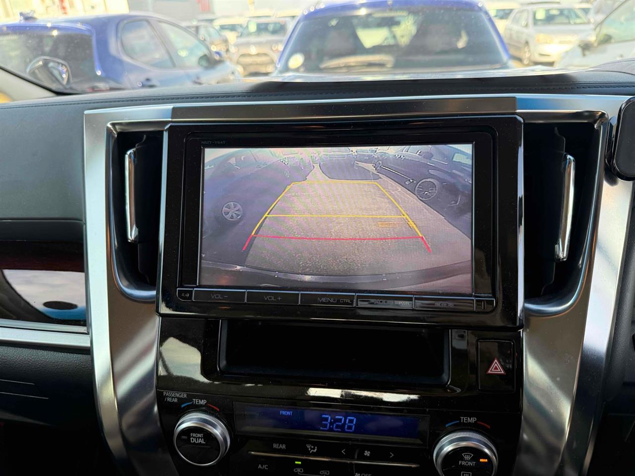 2015 Toyota Vellfire