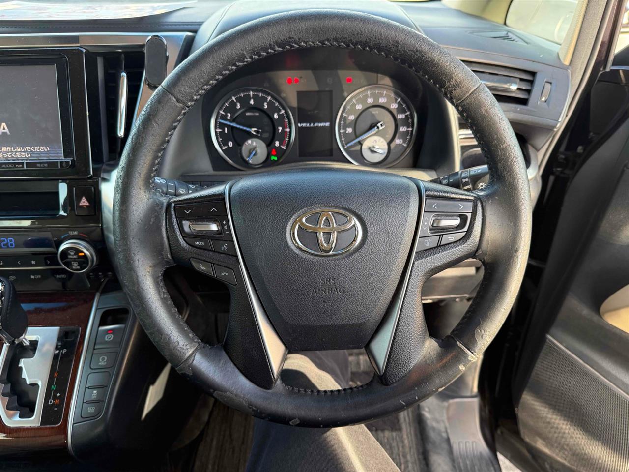2015 Toyota Vellfire