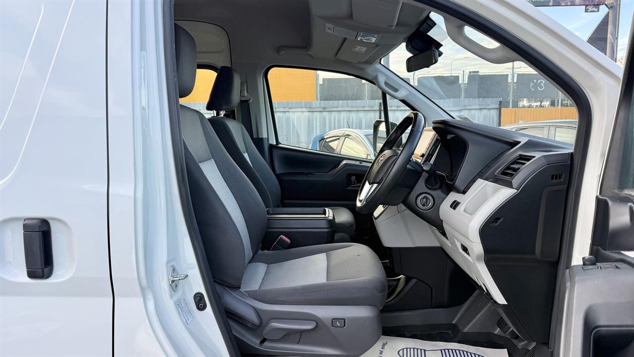 2023 Toyota Hiace