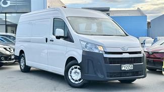 2023 Toyota Hiace - Thumbnail