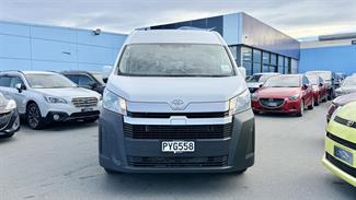 2023 Toyota Hiace - Thumbnail